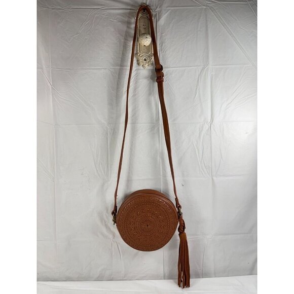 Street Level Circular Woven Crossbody Purses - Picture 2 of 16